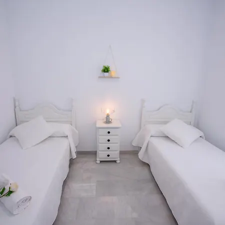 Apartment Smart Terrace Beachfront Seaviews *